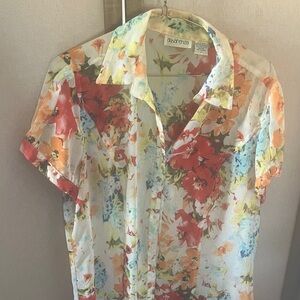 Apperenza sheer floral Short Sleeve Button-Up Shirt 1X